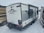 2022 East Manufacturing Della Terr-Camper