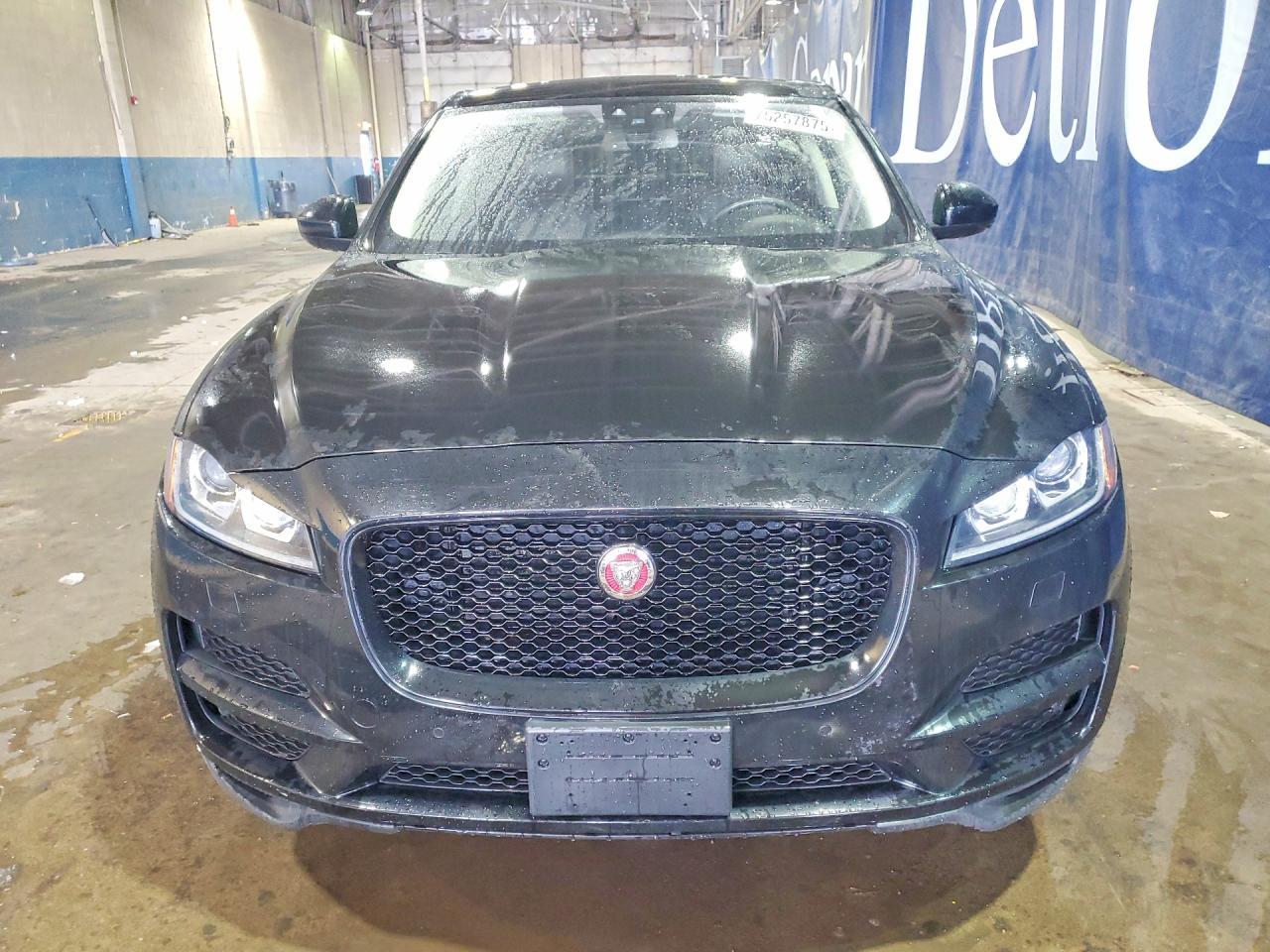2017 Jaguar F-pace Prestige
