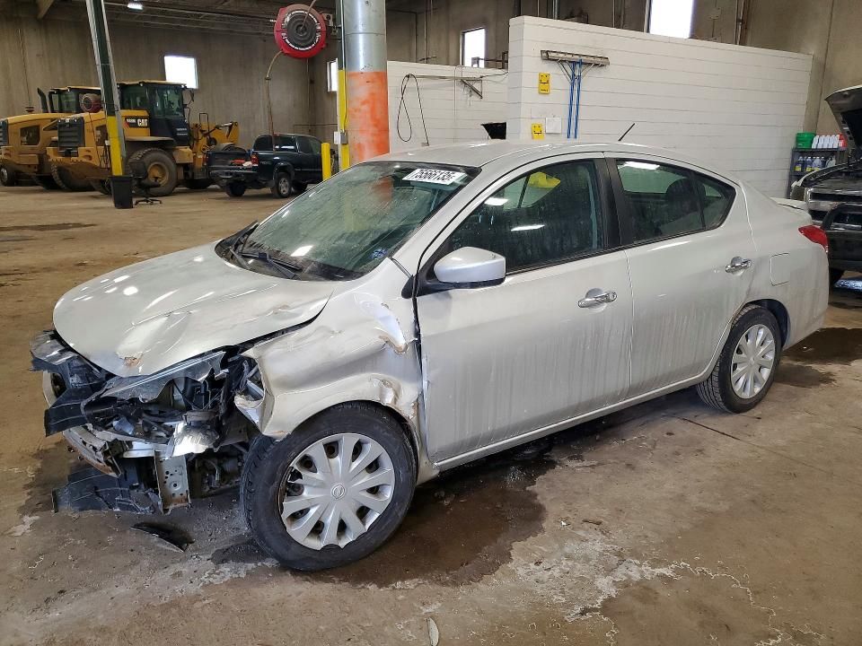 2016 Nissan Versa s