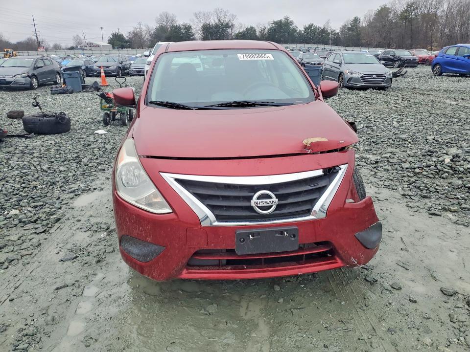 2019 Nissan Versa sv