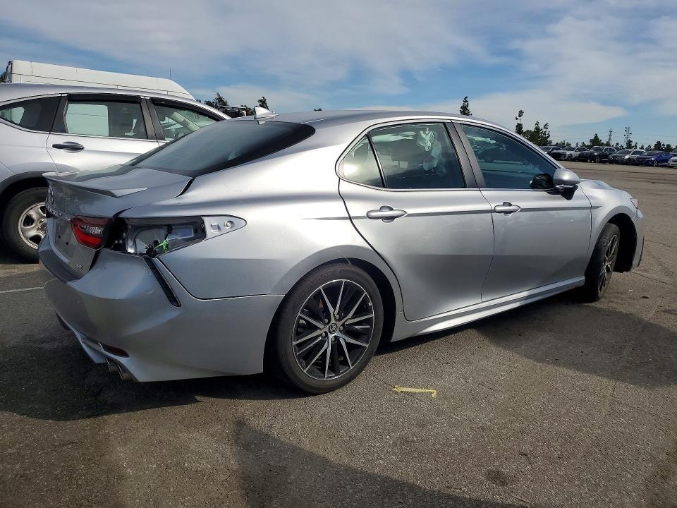 2024 Toyota Camry se Night Shade
