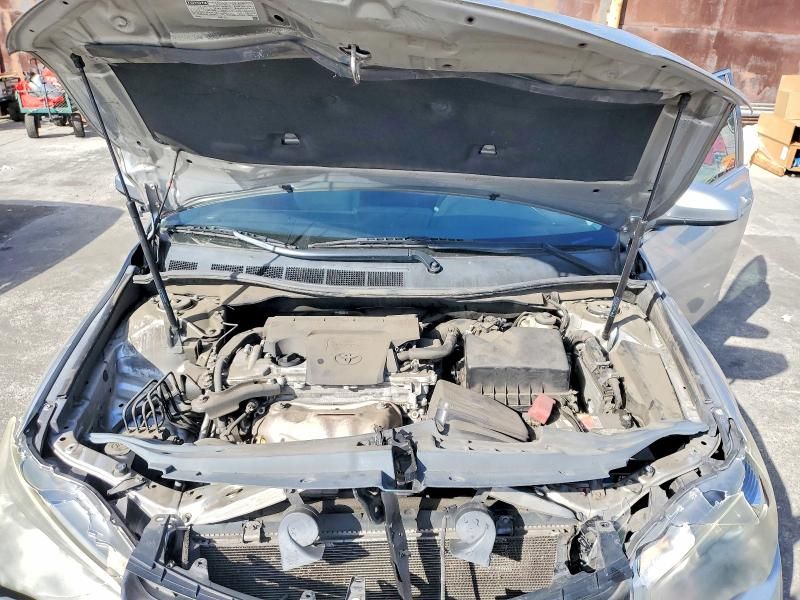 2016 Toyota Camry le