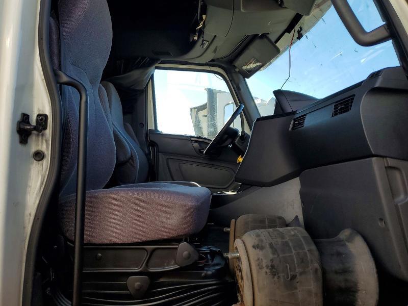 2020 International LT625 Semi Truck