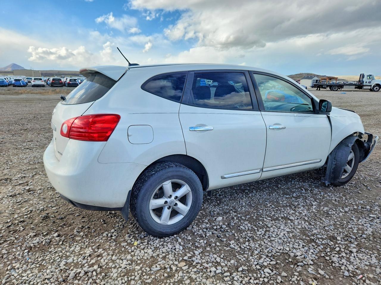 2012 Nissan Rogue s