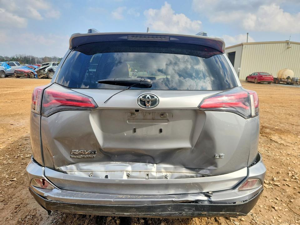 2018 Toyota Rav4 le