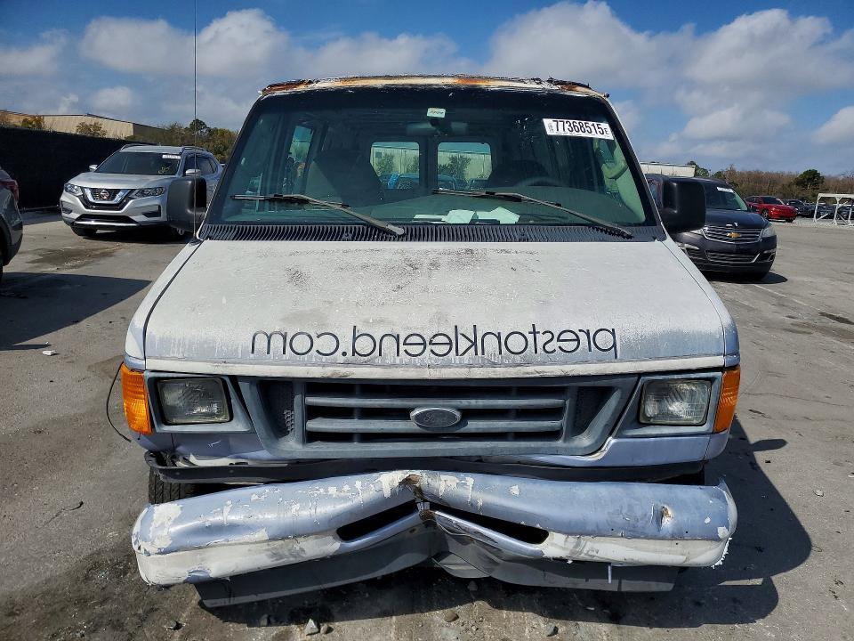 2003 Ford Econoline E150 van