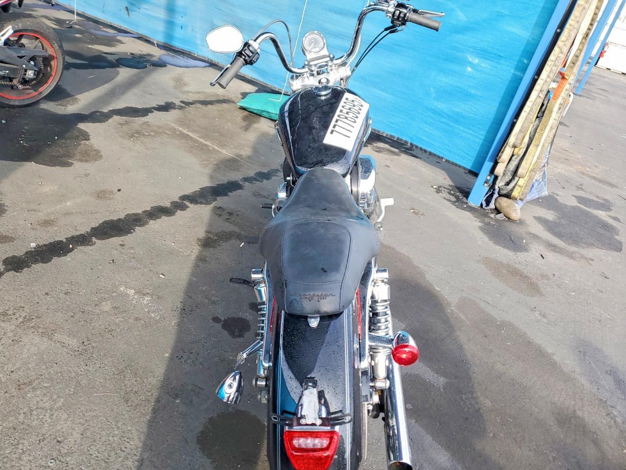 2011 Harley-Davidson XLH1200 C