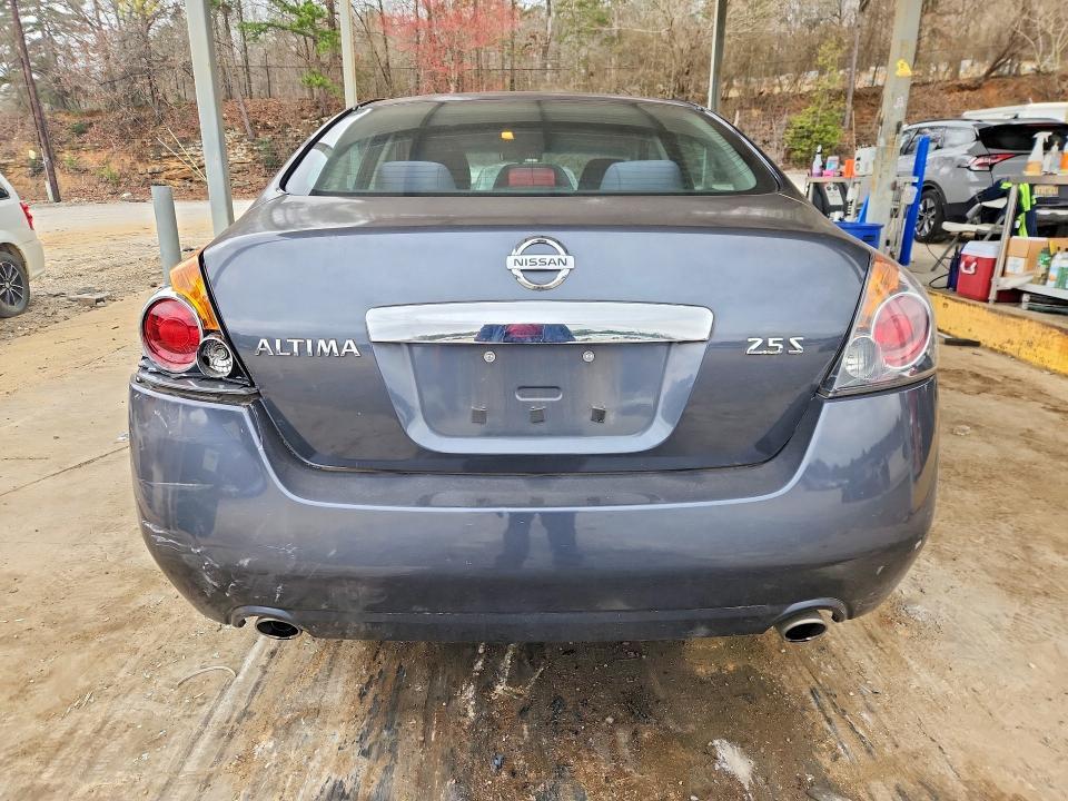 2012 Niss Altima