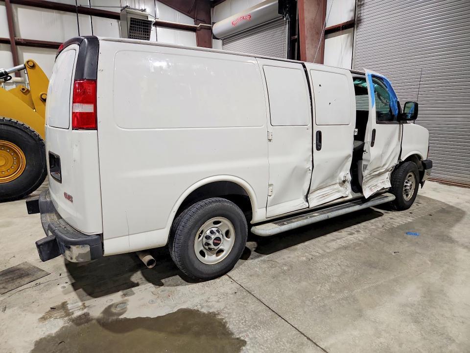 2017 GMC Savana G2500