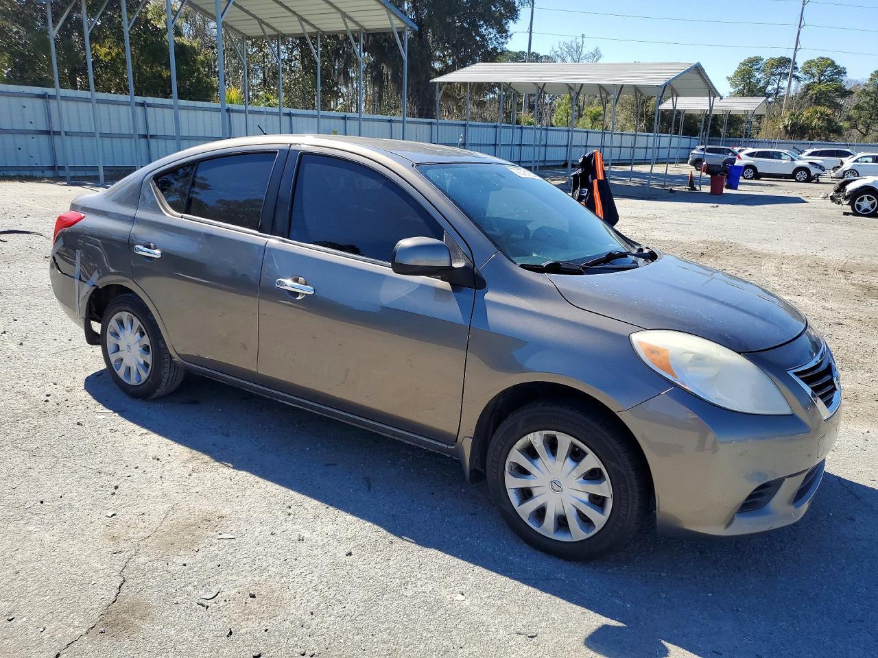 2012 Nissan Versa