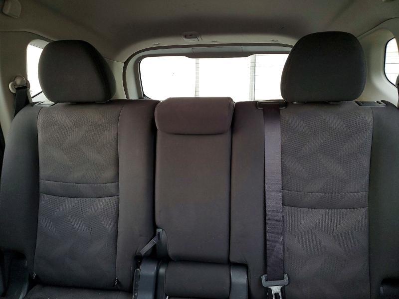 2016 Nissan Rogue s
