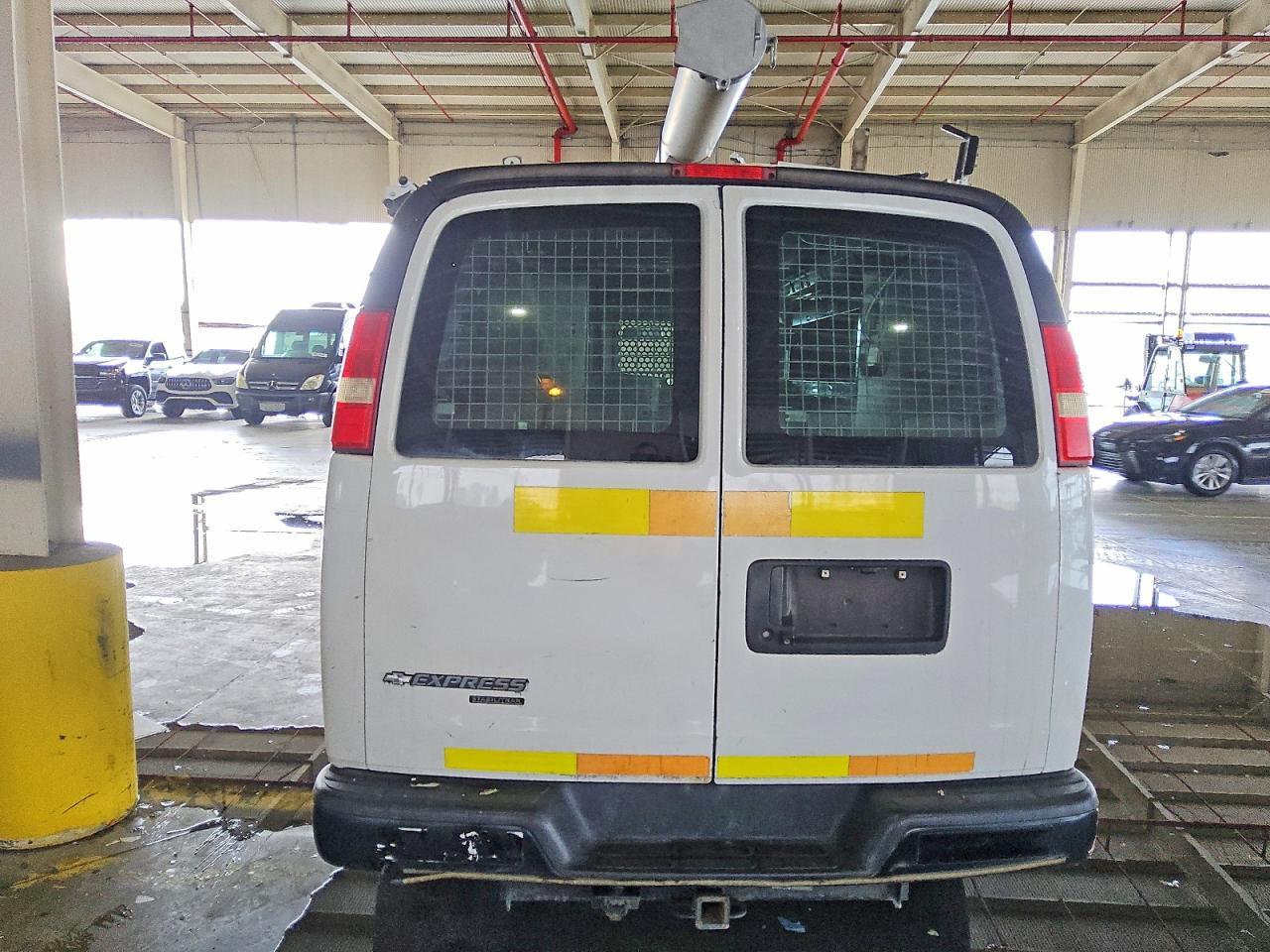 2013 Chevrolet Express 2500 Cargo Utility / Service Van