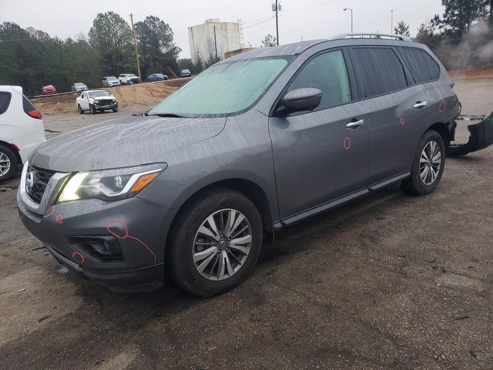2020 Nissan Pathfinder sl