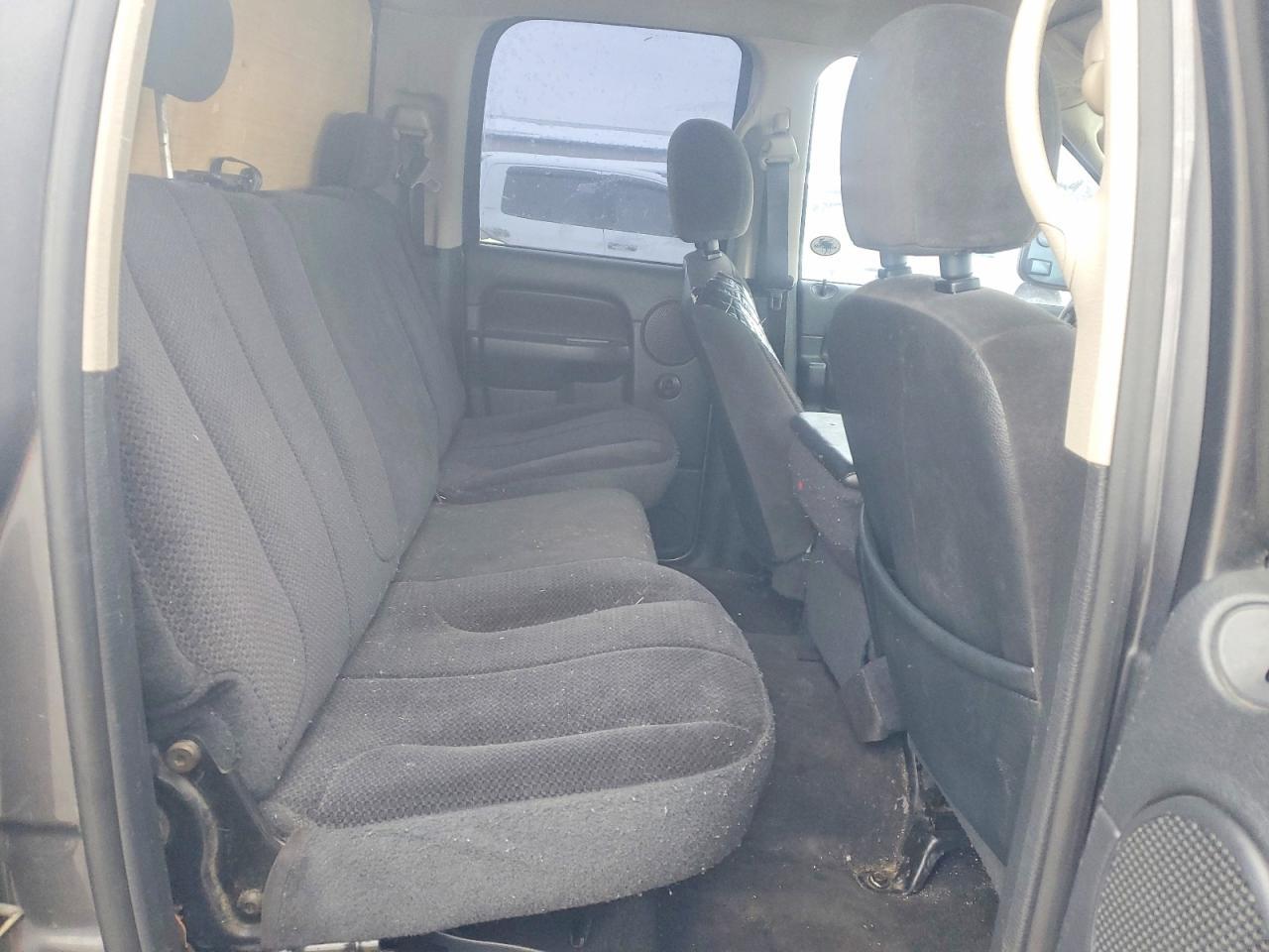 2004 Dodge Ram 1500 st