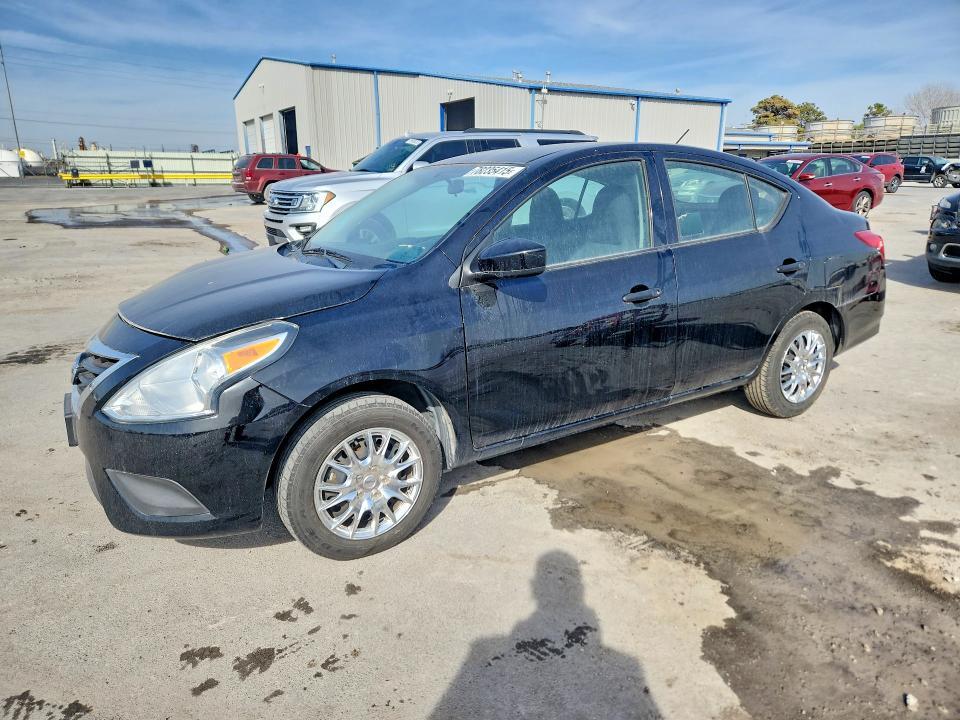 2017 Nissan Versa s
