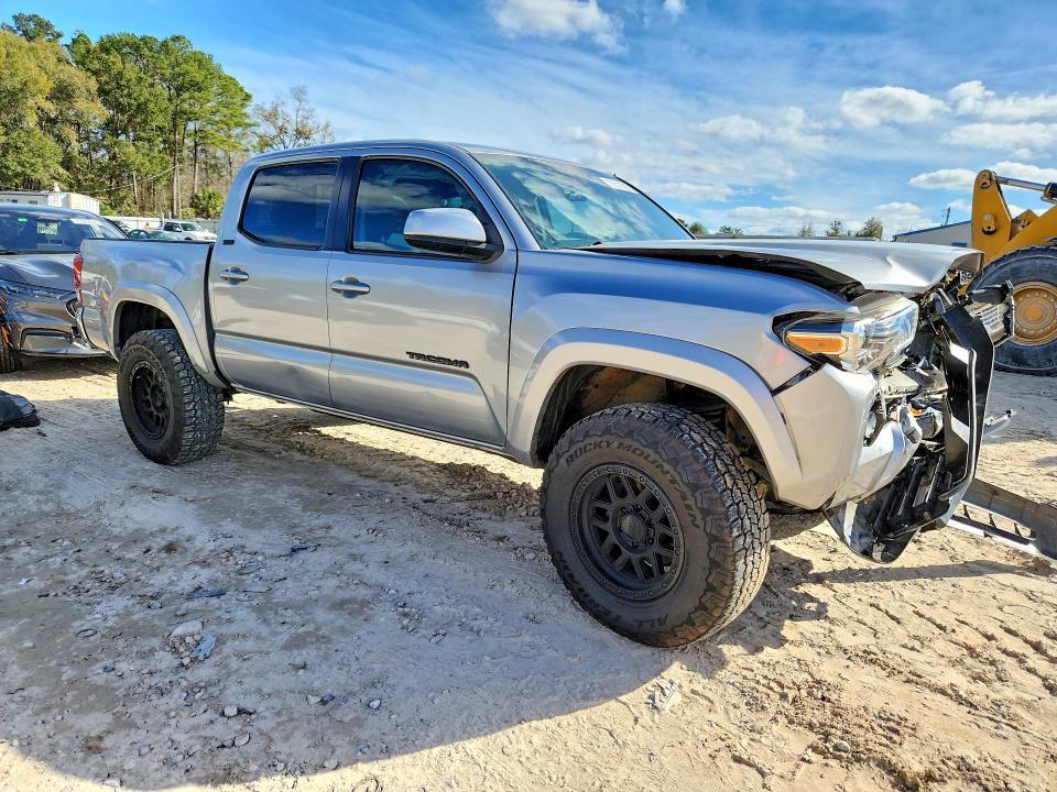 2020 Toyota Tacoma Double cab