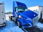 2015 Mack 600 CXU600-Semi Truck