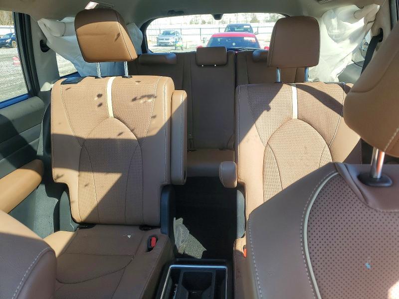 2025 Toyota Grand Highlander Platinum