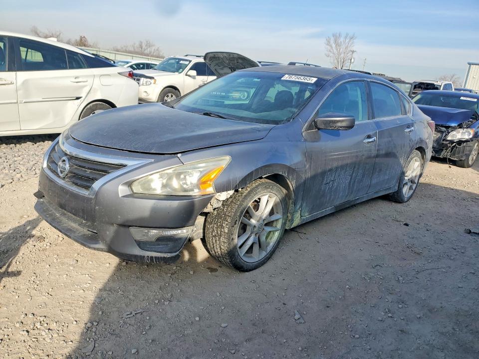 2015 Niss Altima 2.5 s