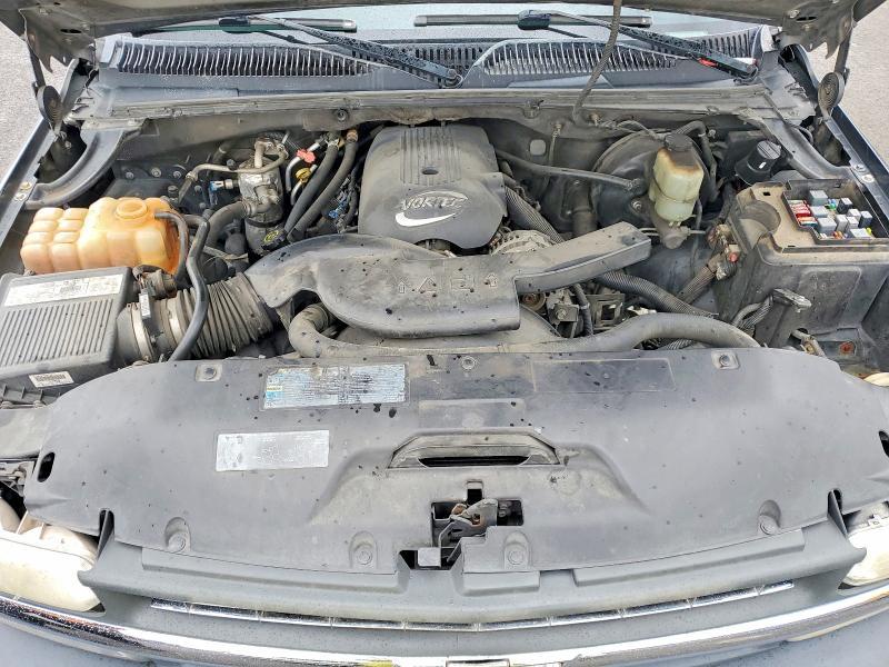 2002 Chevrolet Suburban C1500