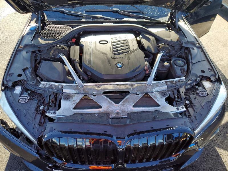 2021 BMW 740 i