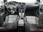 2017 Volkswagen Golf gti