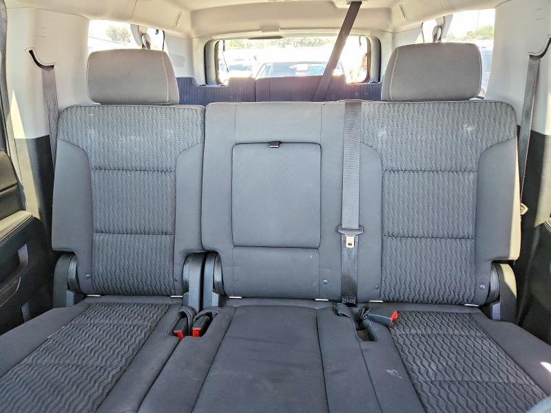2018 Chevrolet Suburban C1500 ls
