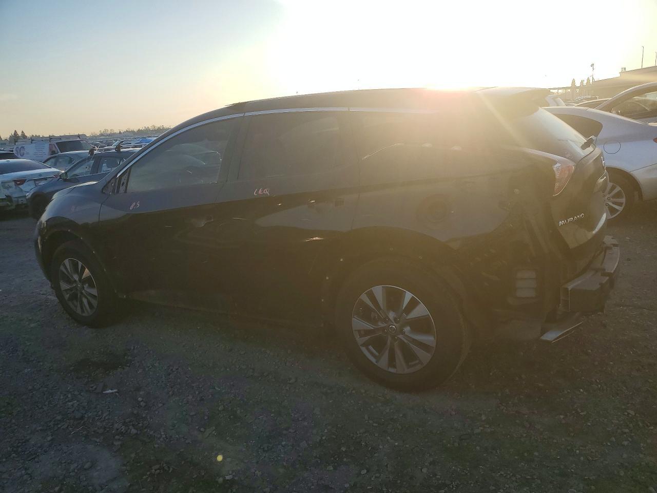 2016 Nissan Murano s