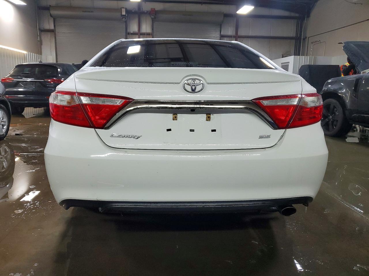 2017 Toyota Camry le