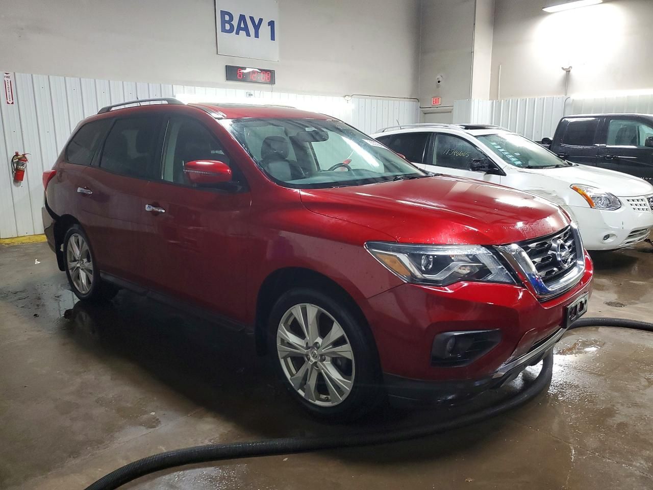 2018 Nissan Pathfinder s