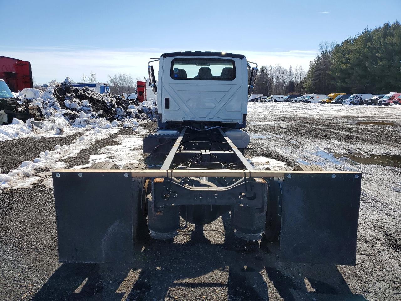 2019 International MA025