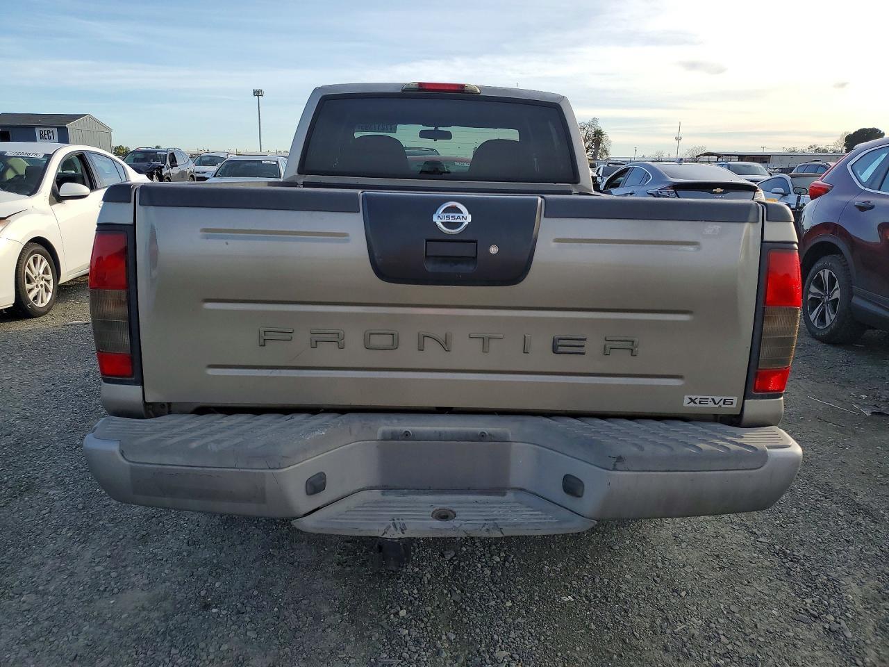 2004 Nissan Frontier Xe-v6