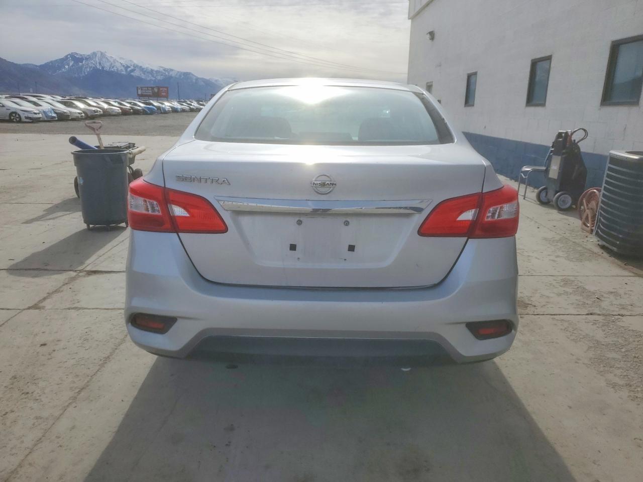 2016 Nissan Sentra s