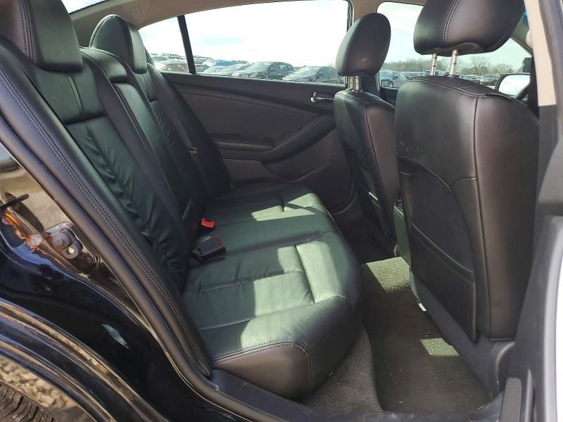 2012 Nissan Altima Base