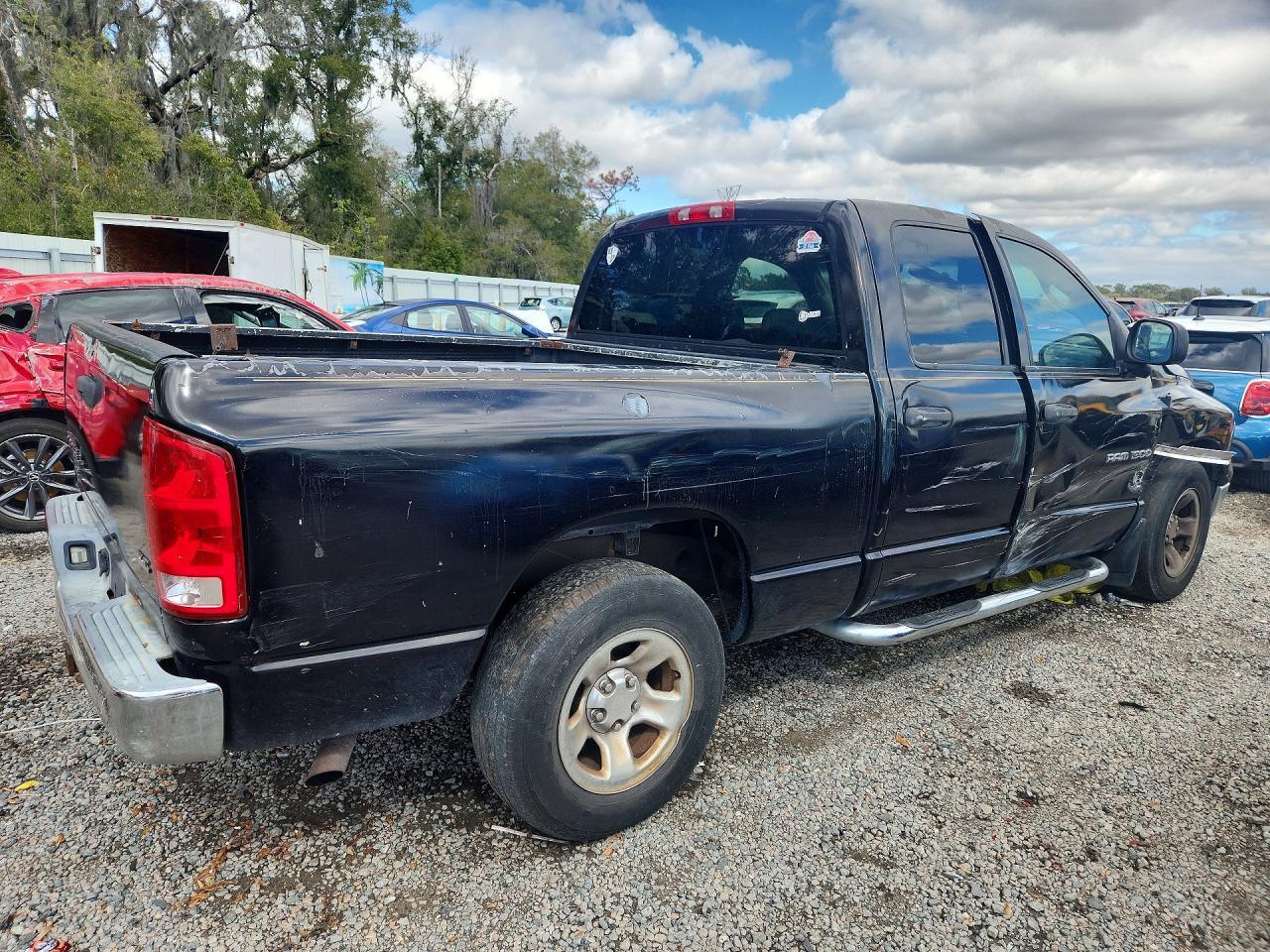 2003 Dodge RAM 1500 ST