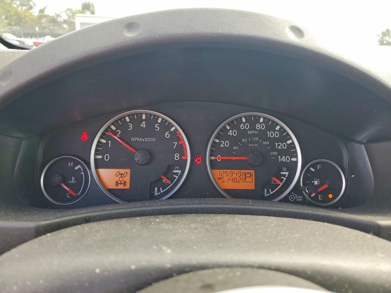 2012 Nissan Pathfinder s