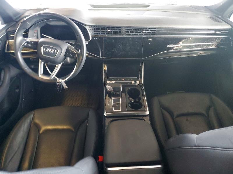 2020 Audi Q7 Premium Plus