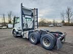 2020 Volvo VNR Semi Truck