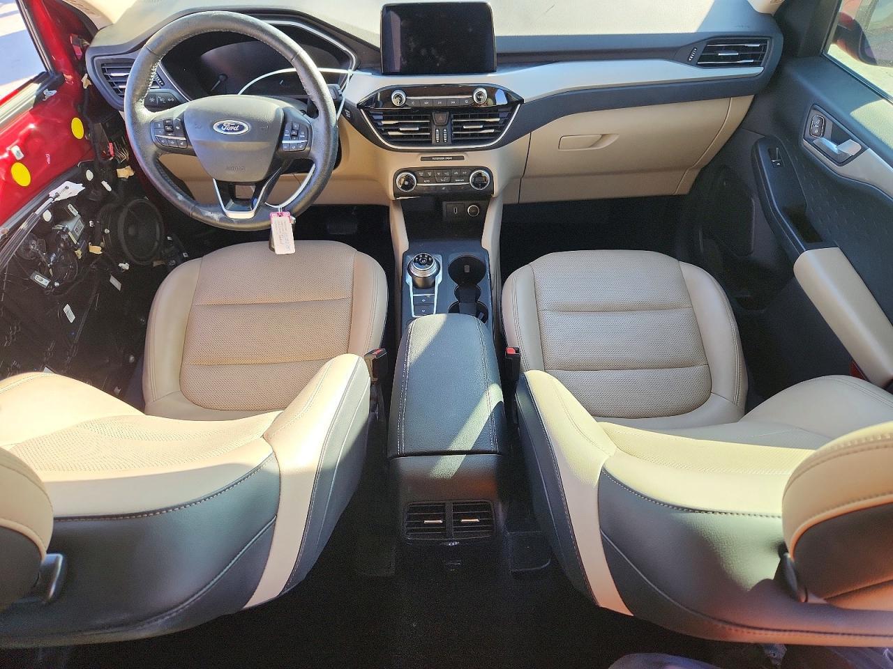 2020 Ford Escape sel
