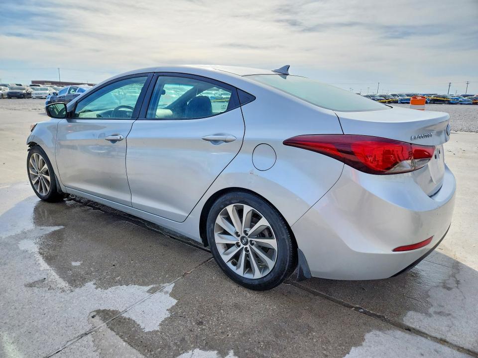 2015 Hyundai Elantra se
