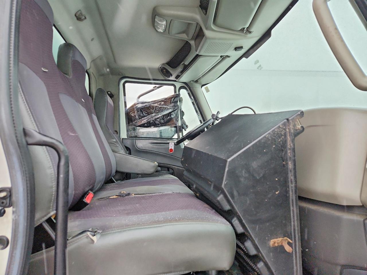 2017 International 4300 International 4300