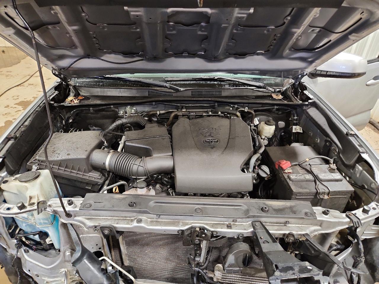 2020 Toyota Tacoma SR V6