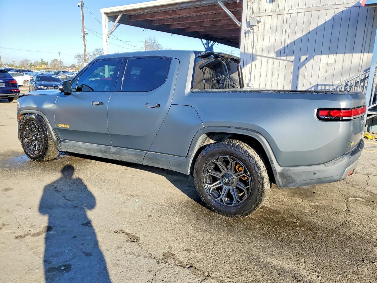 2022 Rivian R1T Adventure