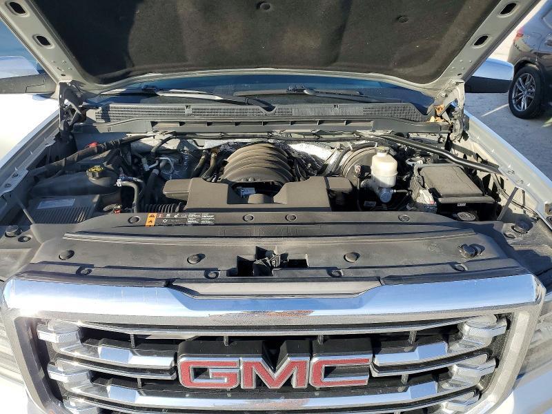2017 GMC Sierra K1500 slt