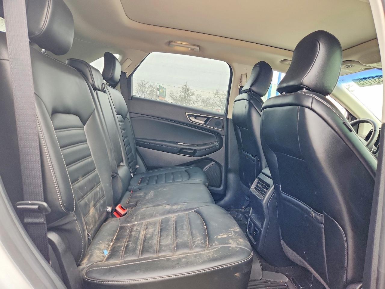 2019 Ford Edge sel