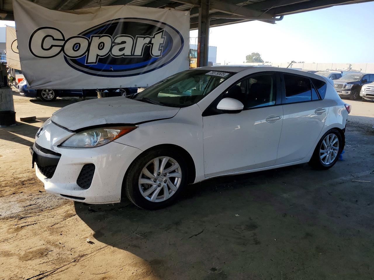 2012 Mazda 3 I