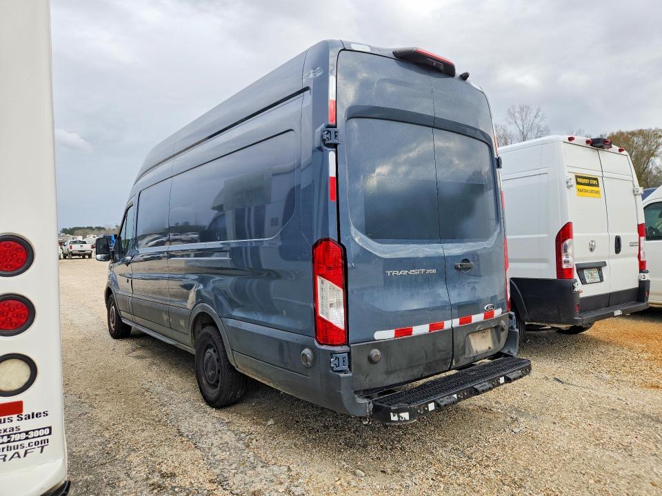 2020 Ford Transit T-250