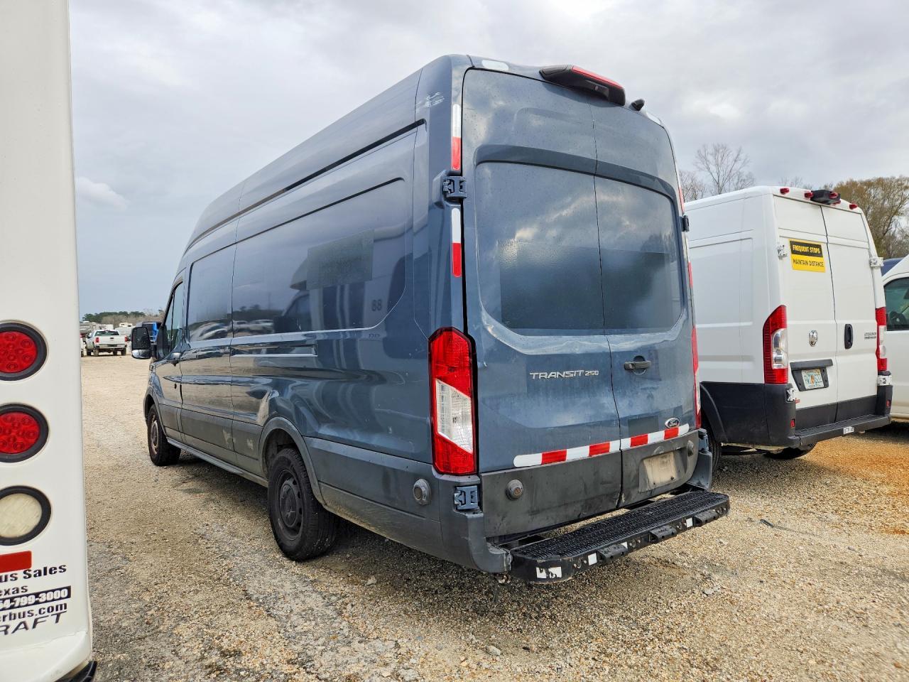 2020 Ford Transit T-250
