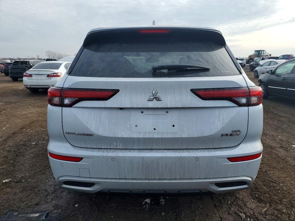 2023 Mitsubishi Outlander sel