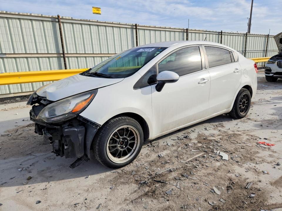 2015 KIA Rio lx